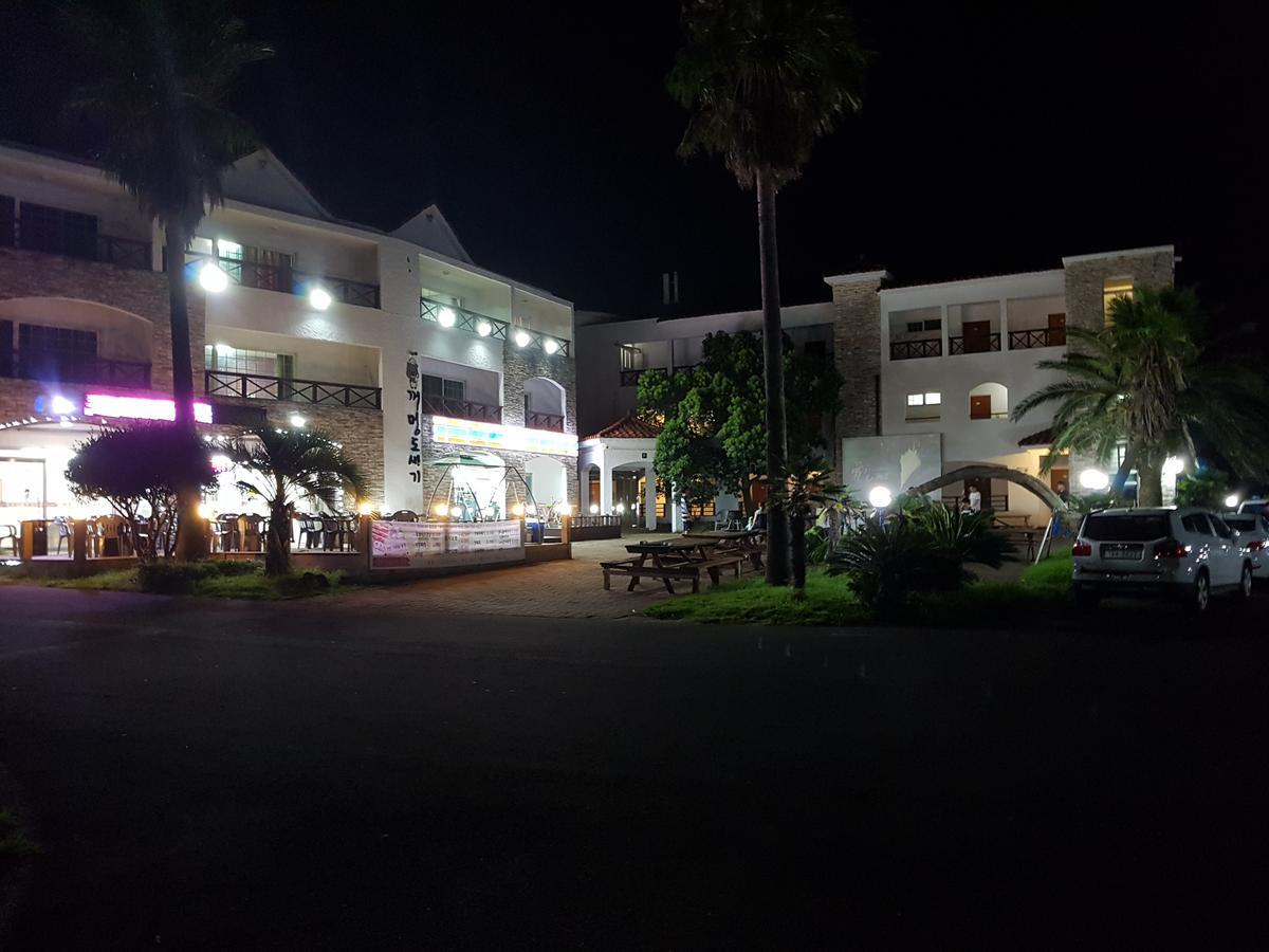 Lasania Resort Seogwipo Extérieur photo