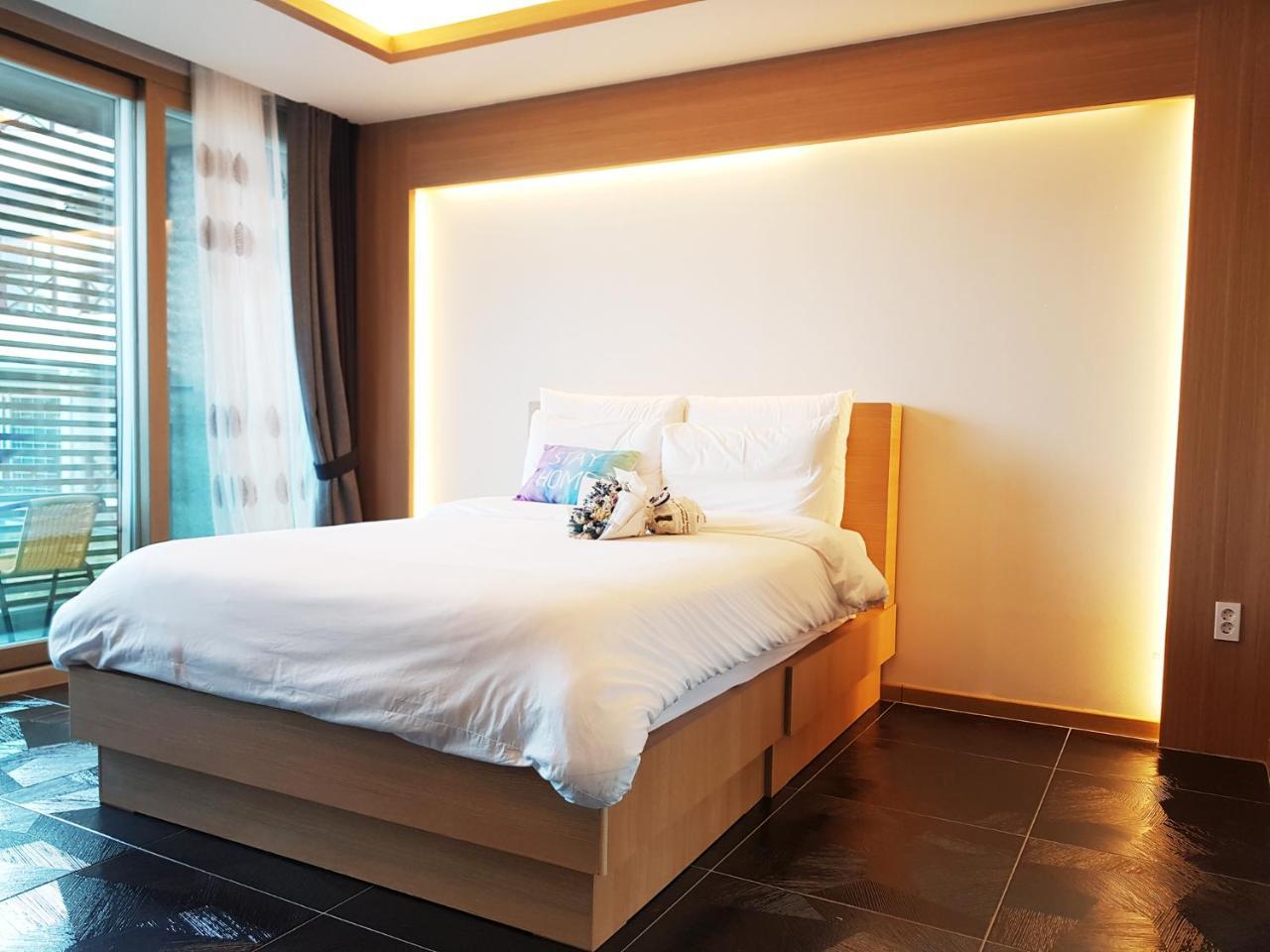 Lasania Resort Seogwipo Extérieur photo